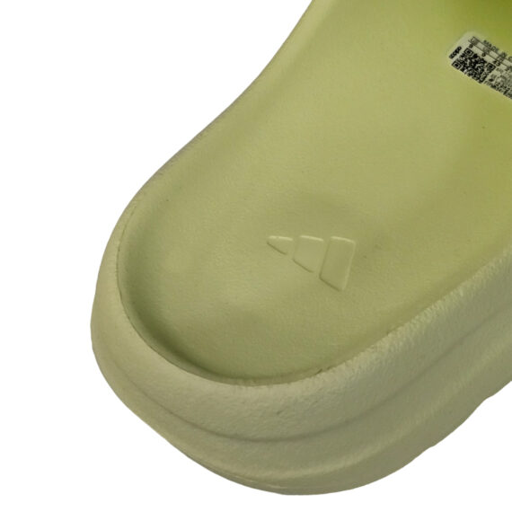 Yeezy Slide