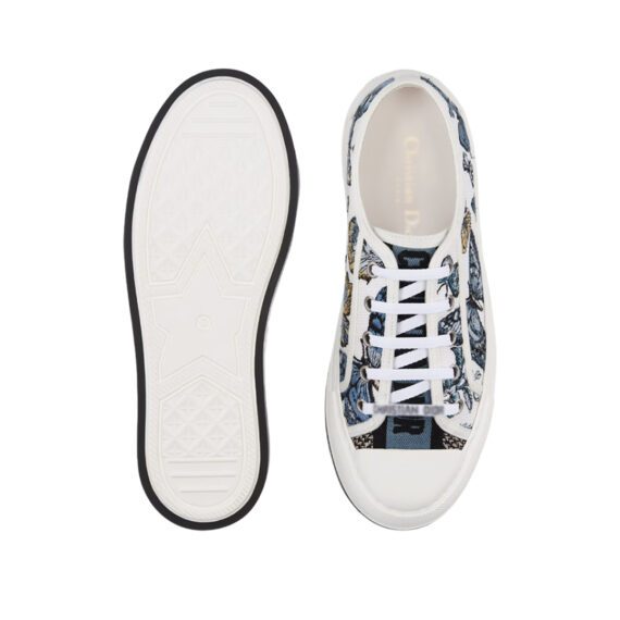 CD Sneakers