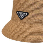 Hat Prada