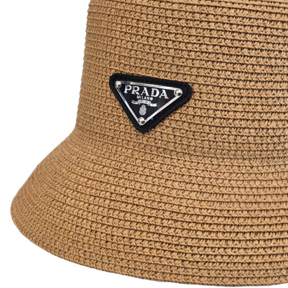 Hat Prada