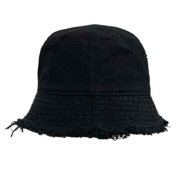 Hat Prada