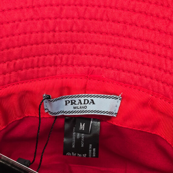 Hat Prada