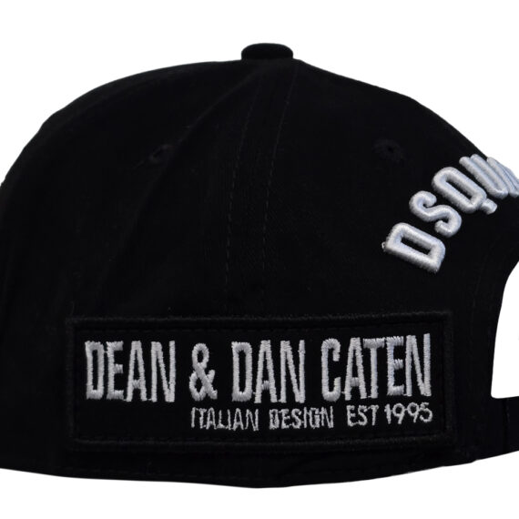 Cap Dsquared2