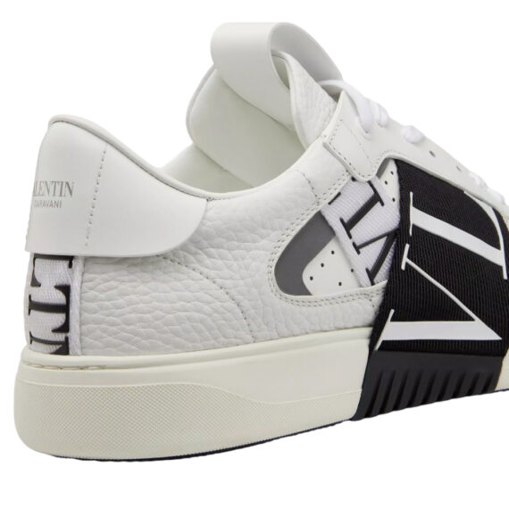 Valentino Sneakers