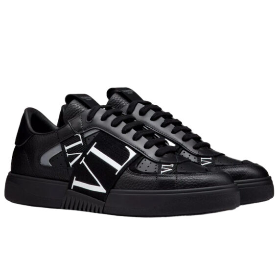 Valentino Sneakers