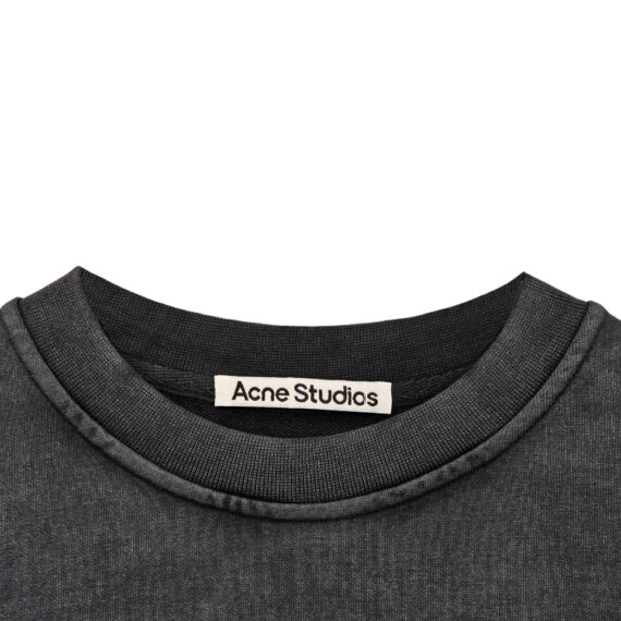Set Acne Studios