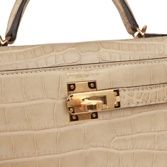 Medium Hermes Kelly Bag
