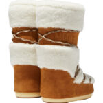 Moon Boots