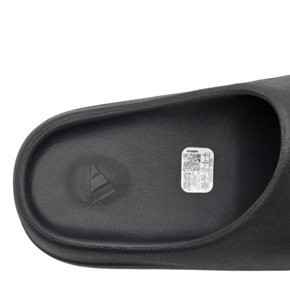 Yeezy Slide