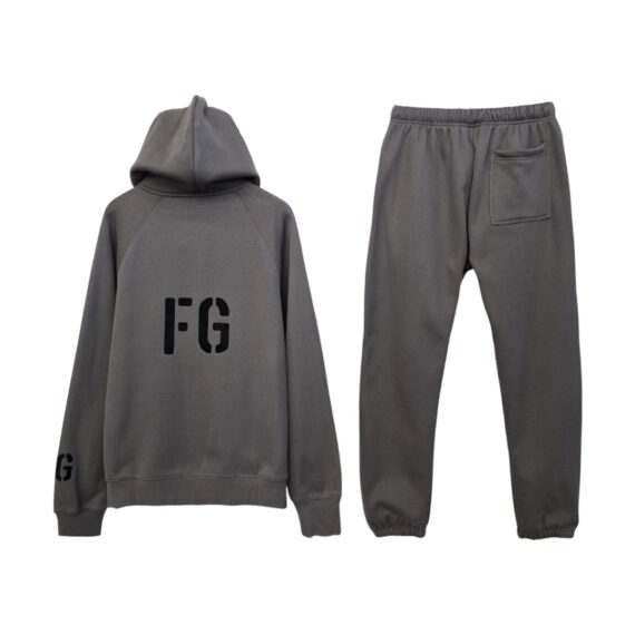 Essentials Set