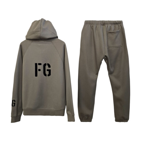 Essentials Set