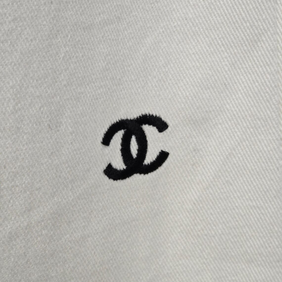 Chanel Jeans