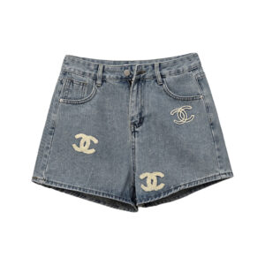 Chanel Short Jeans