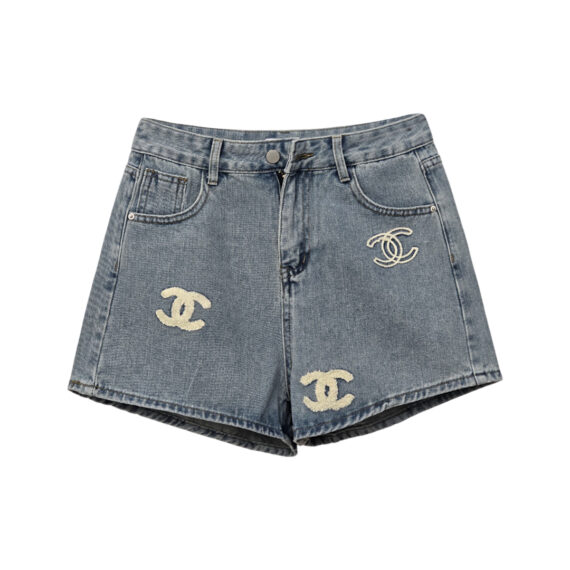 Chanel Short Jeans