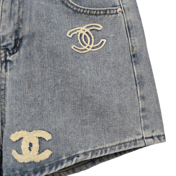 Chanel Short Jeans