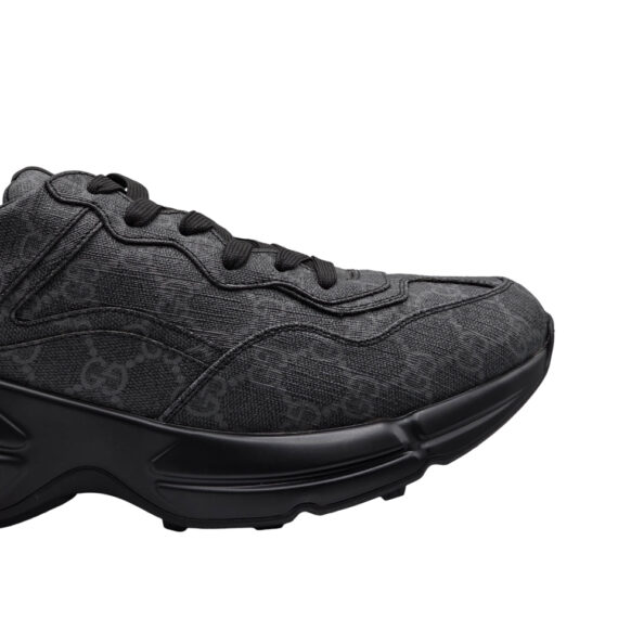 GG Sneakers