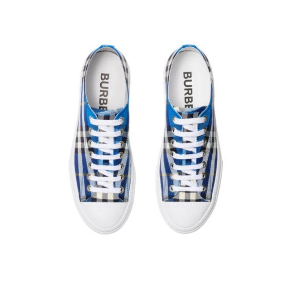 Burberry Sneakers