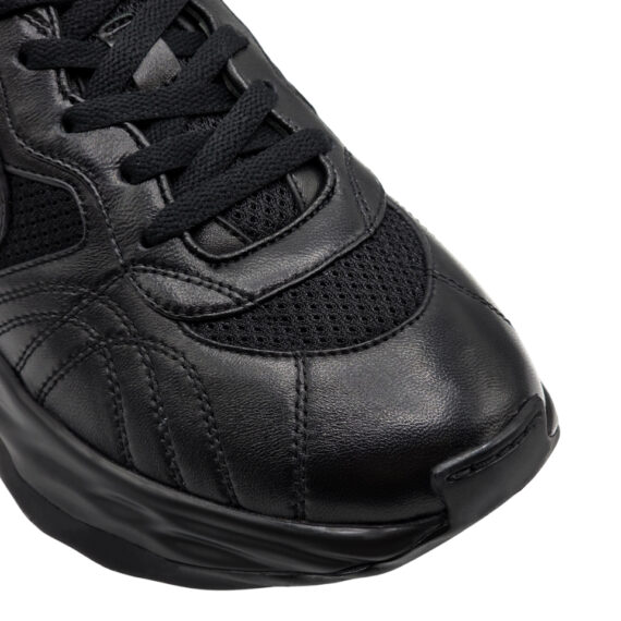GG Sneakers