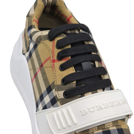 Burberry Sneakers